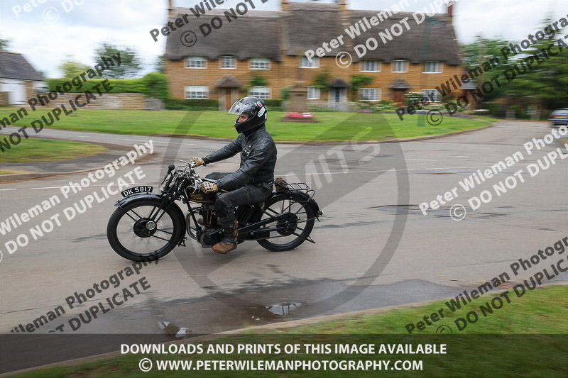 Vintage motorcycle club;eventdigitalimages;no limits trackdays;peter wileman photography;vintage motocycles;vmcc banbury run photographs